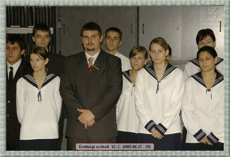 erettsegi szobeli 12. c (2005-06-27-29) - 002.jpg