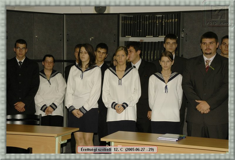 erettsegi szobeli 12. c (2005-06-27-29) - 003.jpg