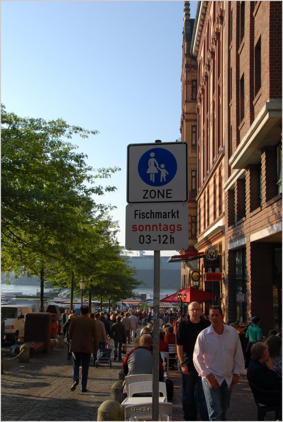 (2007.08.05.)Hamburg-Fischmarkt-25.jpg