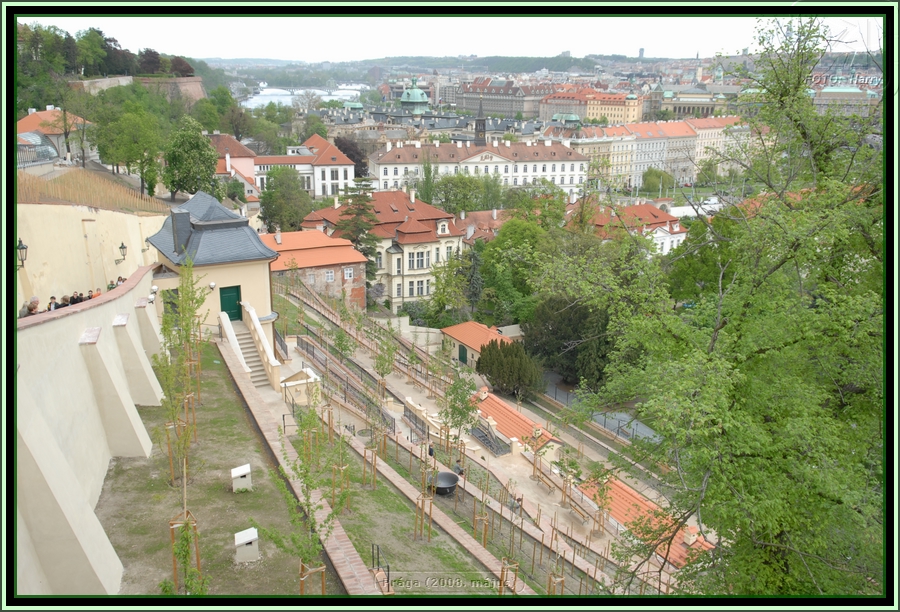 (2008.04.30-05.03.)Praha-252.jpg