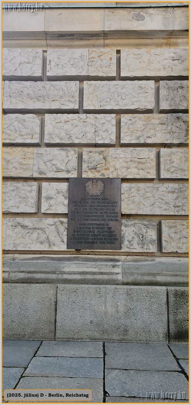 2025.07.-D-Berlin-Reichstag-008.jpg