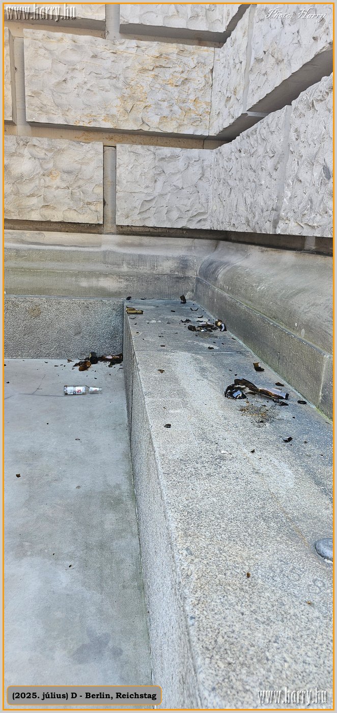2025.07.-D-Berlin-Reichstag-012.jpg