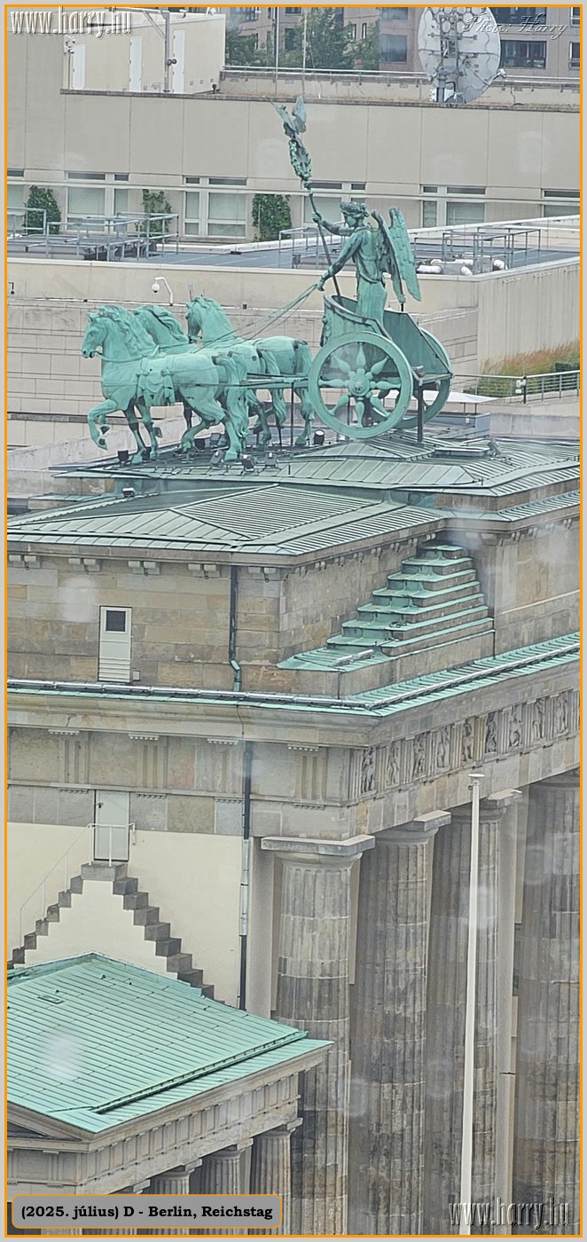 2025.07.-D-Berlin-Reichstag-024.jpg
