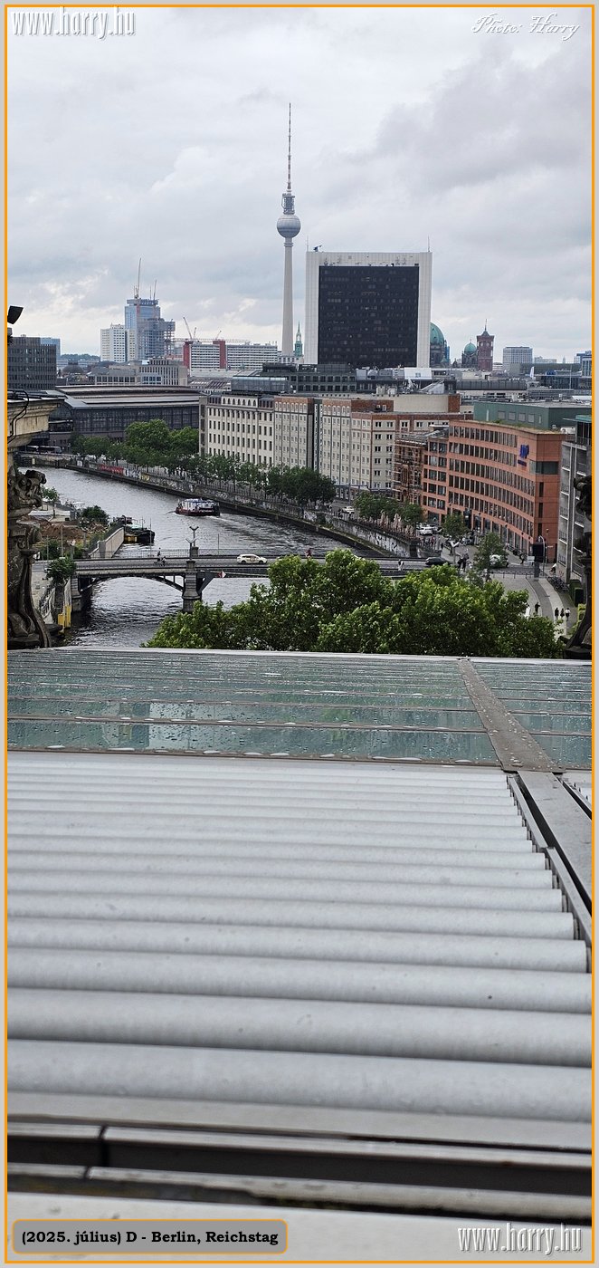 2025.07.-D-Berlin-Reichstag-031.jpg
