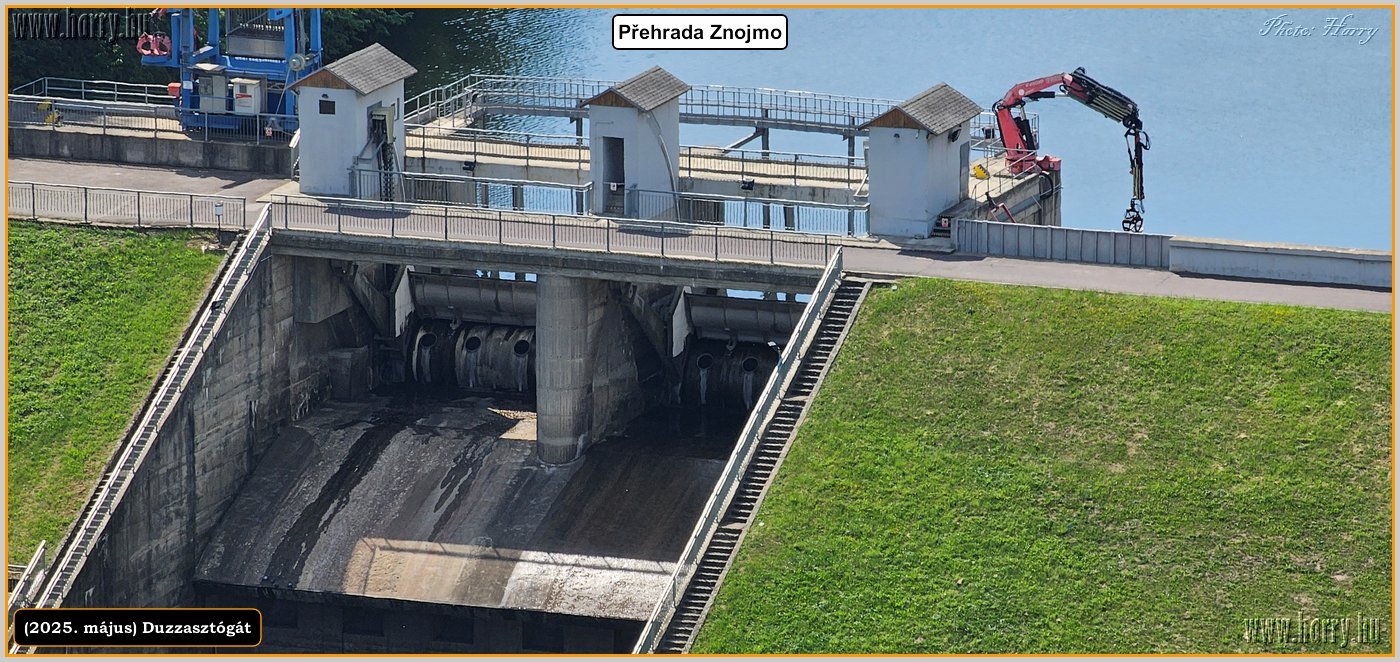 Cz-Znojmo-Duzzaszto-gat-Přehrada_Znojmo-006.jpg