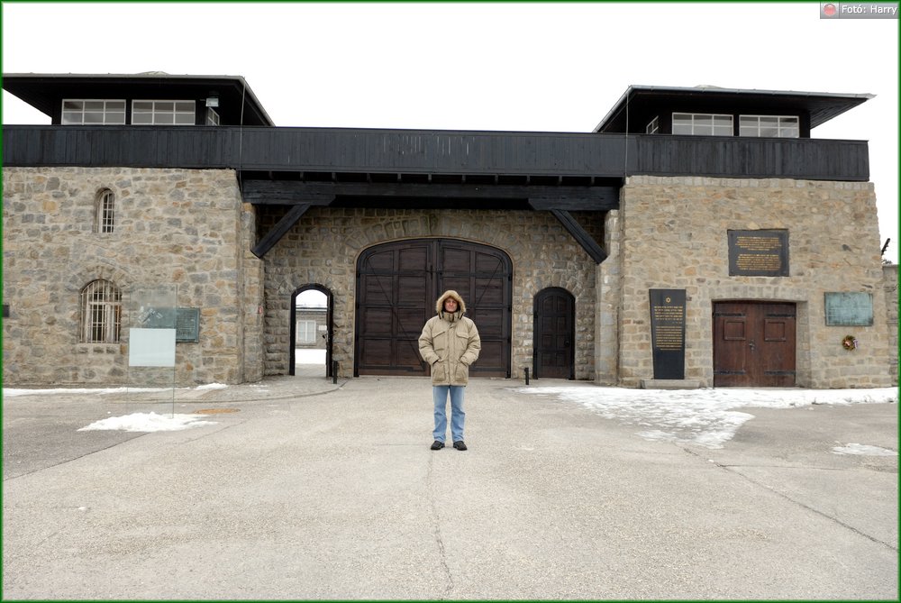 039-(2010.01.21-01.24.)Mauthausen.jpg