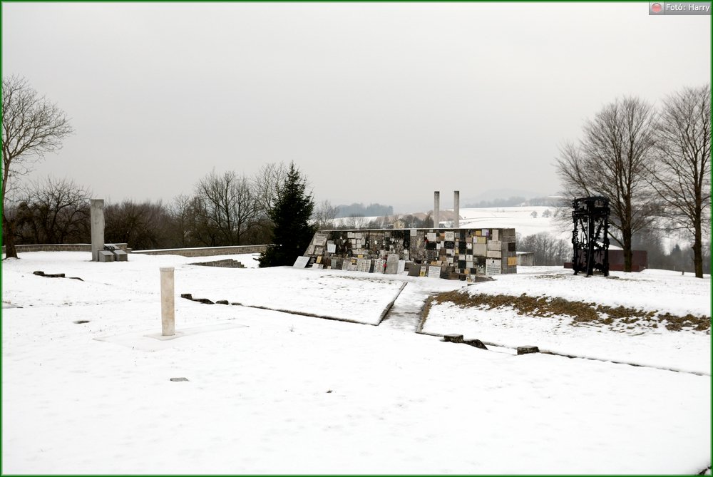 047-(2010.01.21-01.24.)Mauthausen.jpg