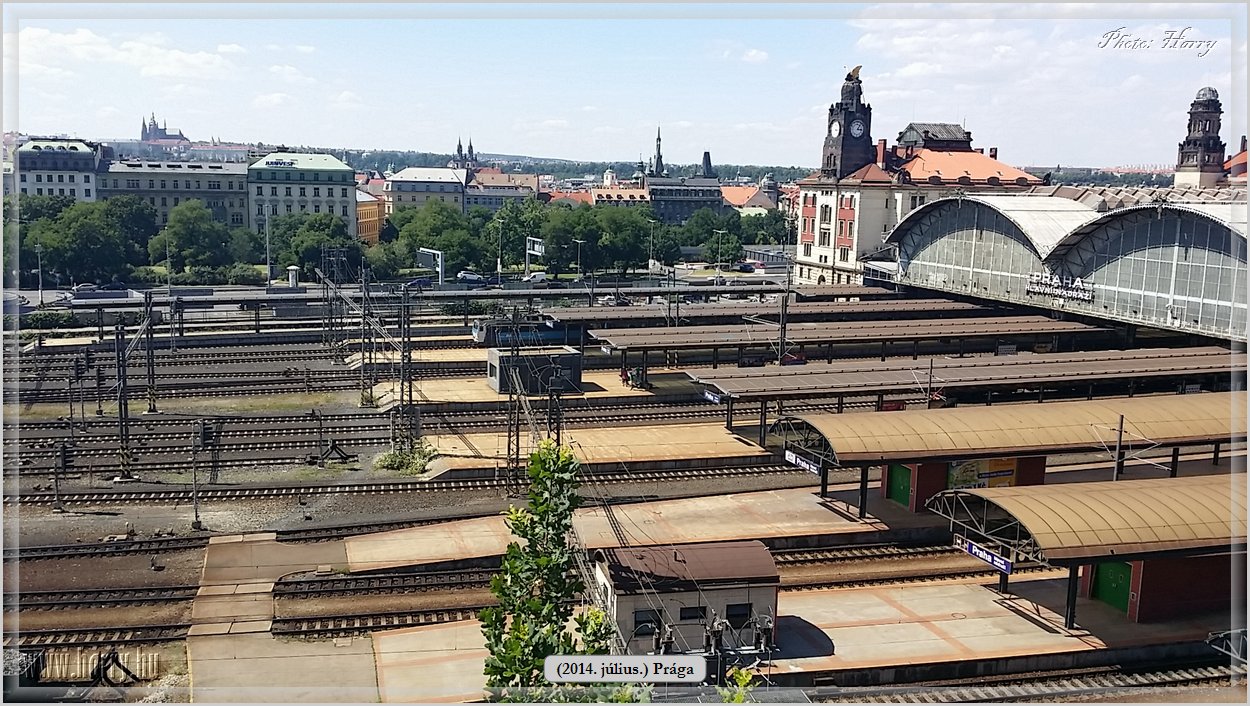Mobilfoto_(2014.07.09.)Praga-0568.jpg