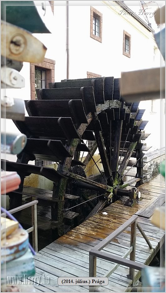 Mobilfoto_(2014.07.09.)Praga-0611.jpg