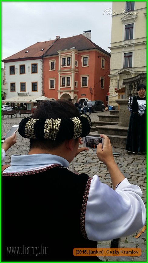 587-(2015.junius)Cesky_Krumlov-mobil_foto.jpg
