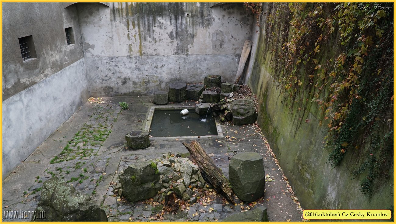 (2016.oktober)Cz-Cesky_Krumlov-080.jpg