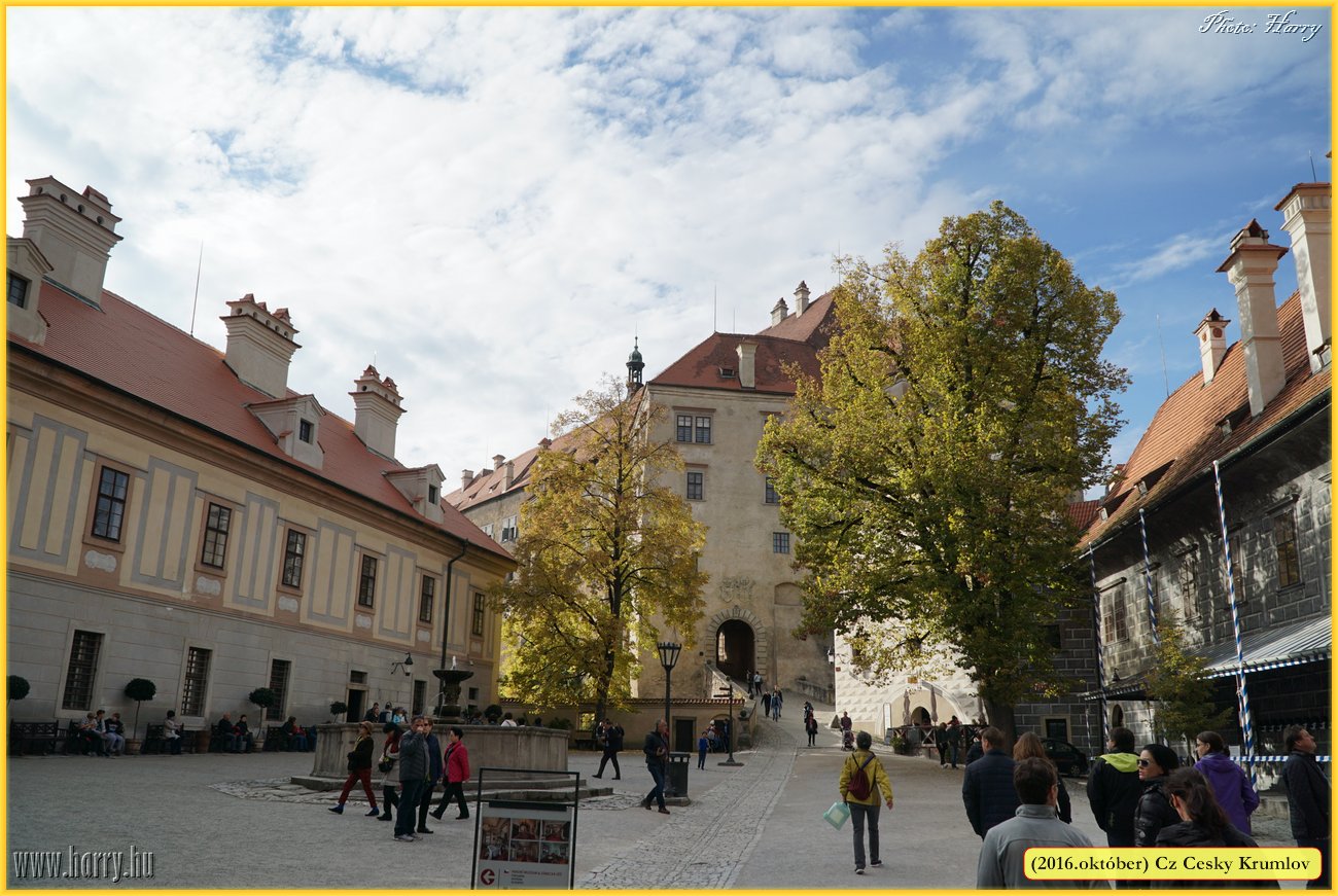 (2016.oktober)Cz-Cesky_Krumlov-305.jpg
