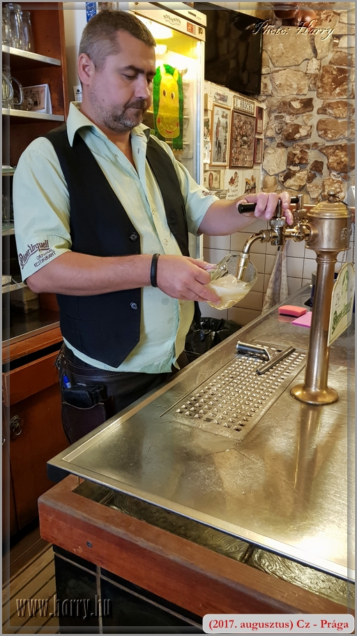 (2017.augusztus)Mobilfoto_Cz-Praga-079.jpg