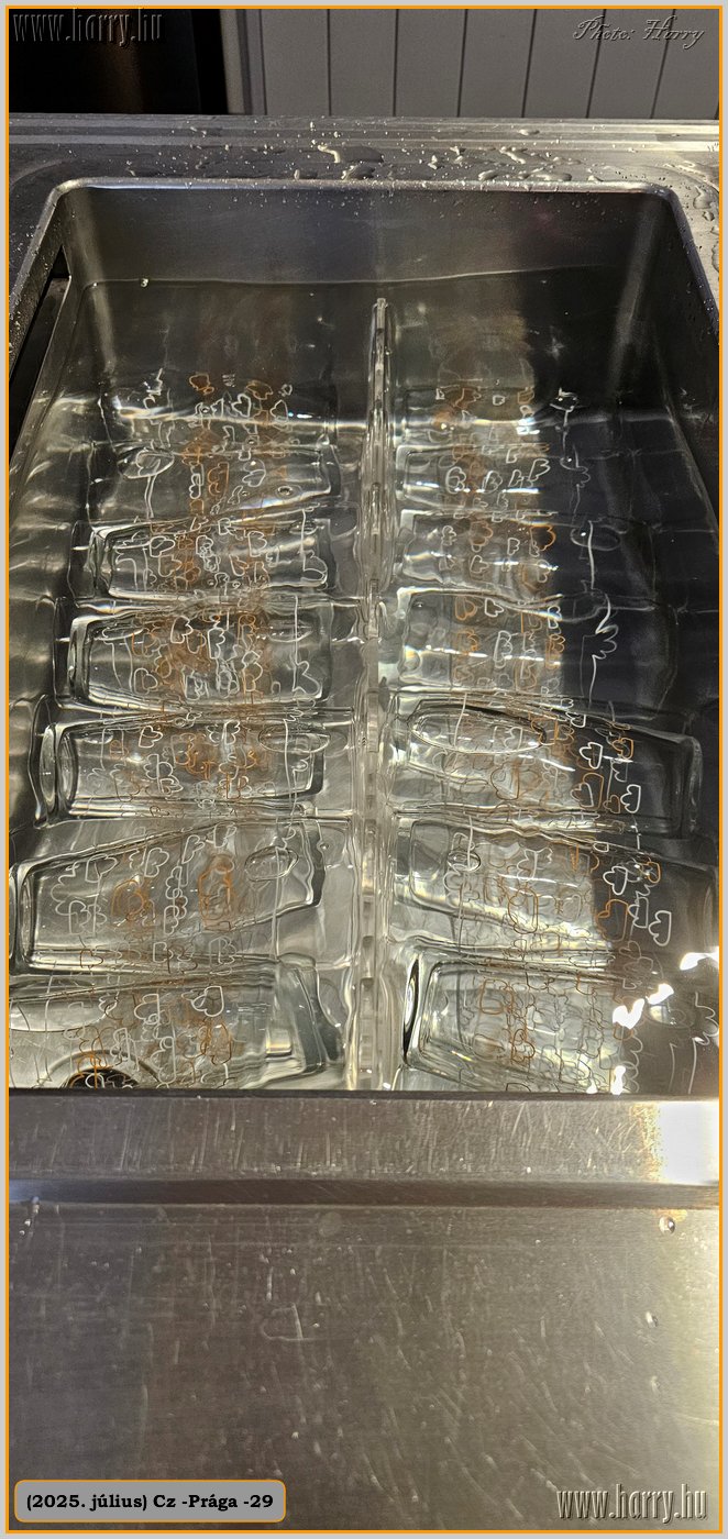 2025.07.-Cz-Praga-29-040.jpg