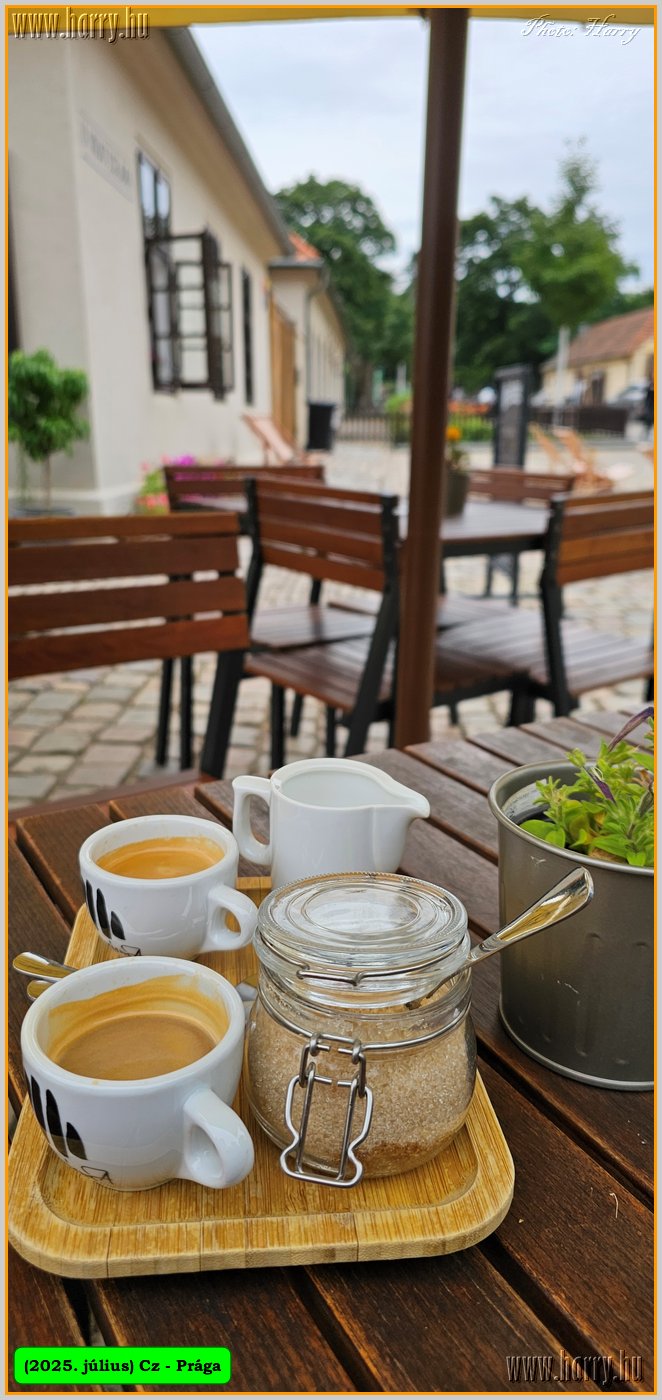 2025.07.-Cz-Praga-30-77.jpg